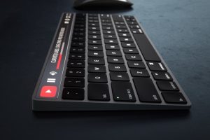 Magic Keyboard OLED Touch Bar